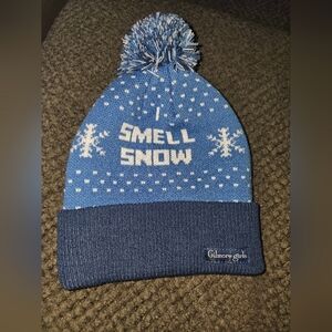 Gilmore Girls 'I Smell Snow' Blue Pom Beanie